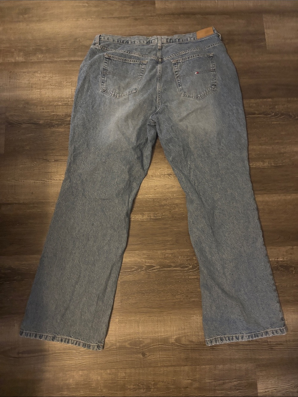 Classic Light Blue Women’s Jeans - Casual boot cut - Picture 5 of 5